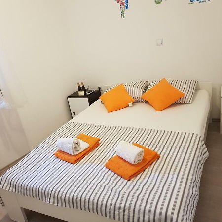 Micro Rooms Šibenik Esterno foto