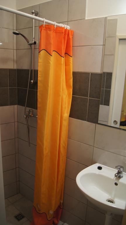 Micro Rooms Šibenik Esterno foto