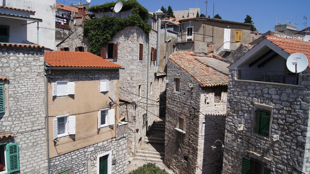 Micro Rooms Šibenik Esterno foto