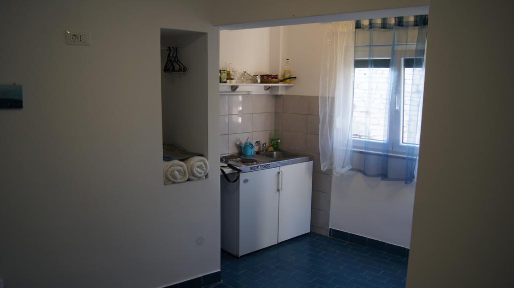 Micro Rooms Šibenik Esterno foto